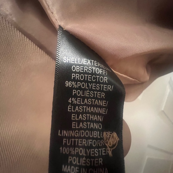 Casual Blazer. Brand new, never worn. Perfect for spring and summer - Picture 2 of 4